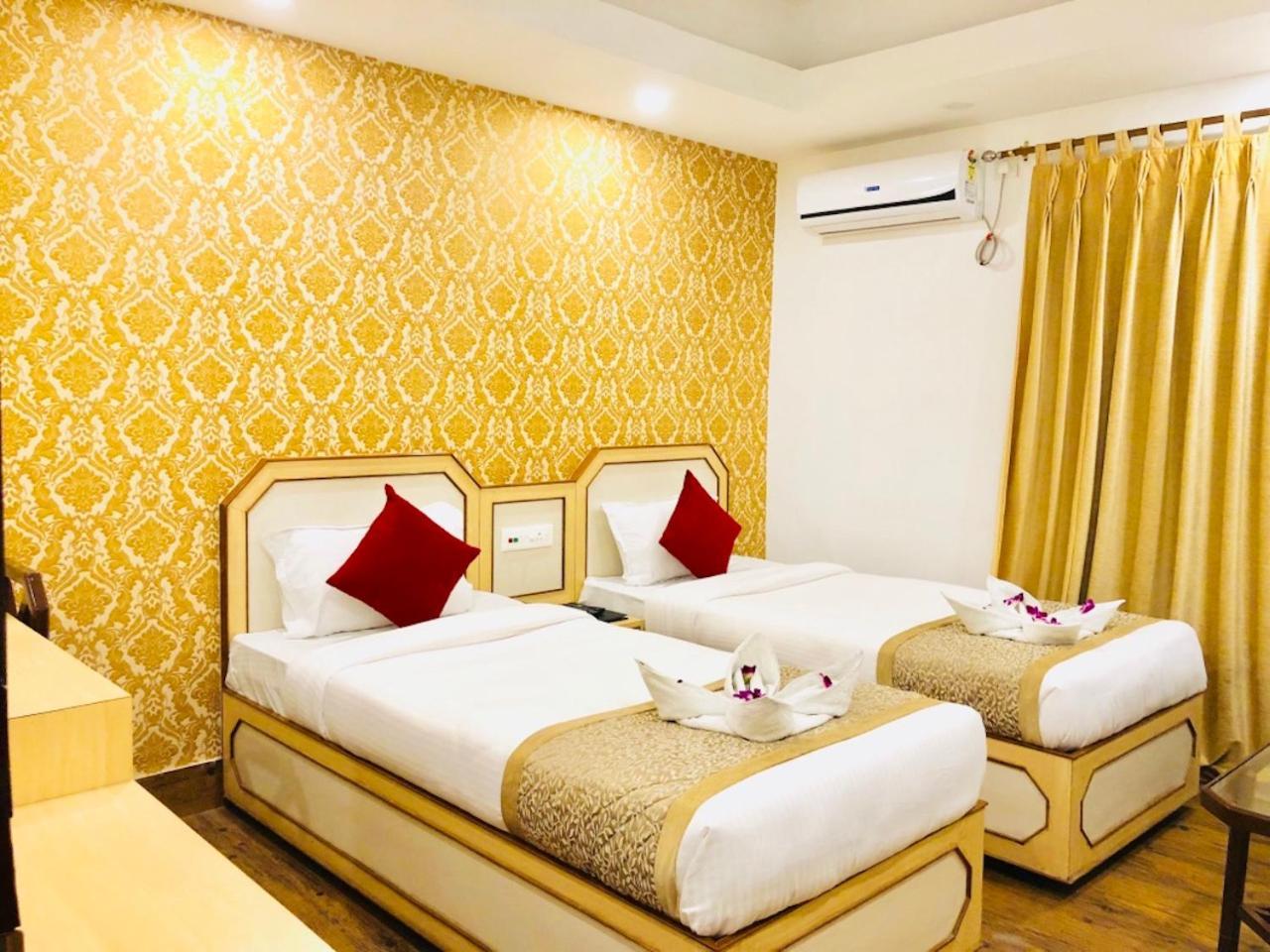 Hotel Prag Continental Гувахати Экстерьер фото